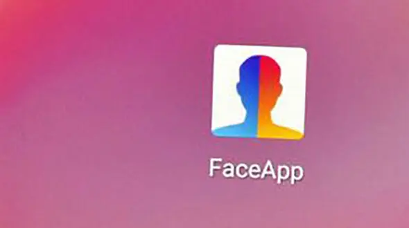 بمبی ساعتی به نام اپلیکیشن FaceApp