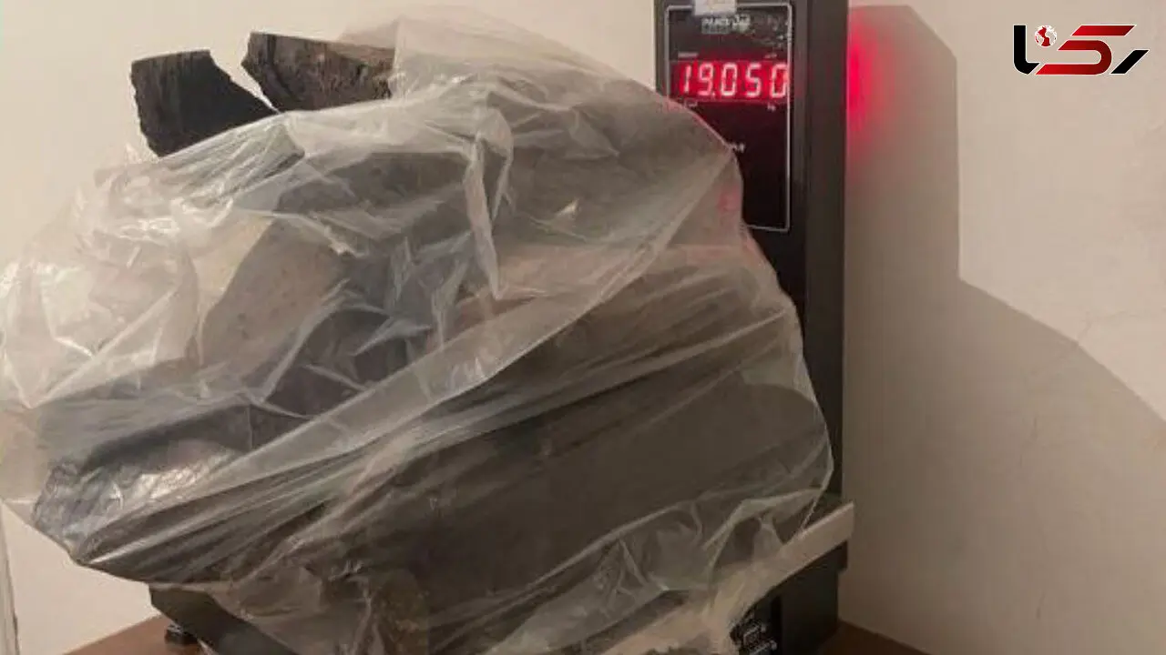 سوداگر مرگ به همراه 19 کیلوگرم تریاک دستگیر شد