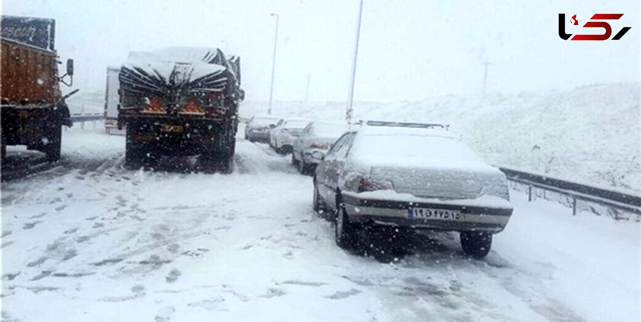 لغزندگی جاده‌های استان البرز در اثر بارش برف
