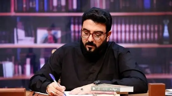 فیلم آواز جگرسوز / شعرخوانی زیبا و مغموم با صدای غمگین شاعر معاصر که اشک همرو درآورد 