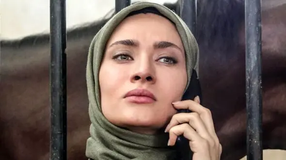 نگاه روز | تیپ خیره کننده «ساناز سعیدی» در 36 سالگی