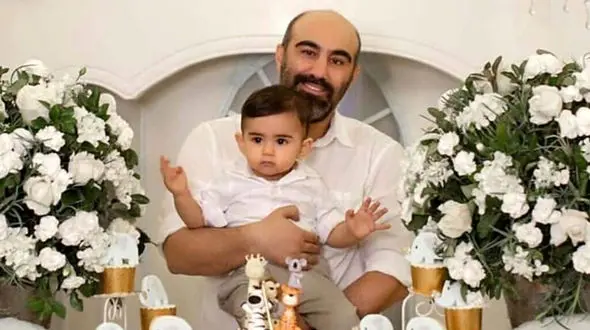 فیلم خلاقیت حماسه ساز  نامی، پسرکوچولوی «محسن تنابنده» در آرایش صورت پدرش / چه صبری دارد «نقی پایتخت»