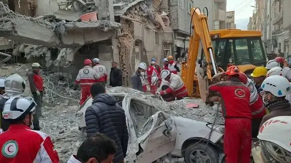 نوروز زیر آتش جنگ/ ۲۱۶ کودک کشته و ۴۳۵۰ زن زخمی / ۶۵ کودک زیر دو سال در میان مجروحان / سکوت جهان در برابر مرگ غیرنظامیان ایران + جدول
