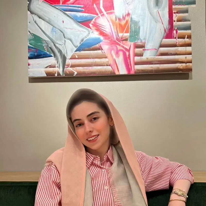 نیلوفر رجایی فر