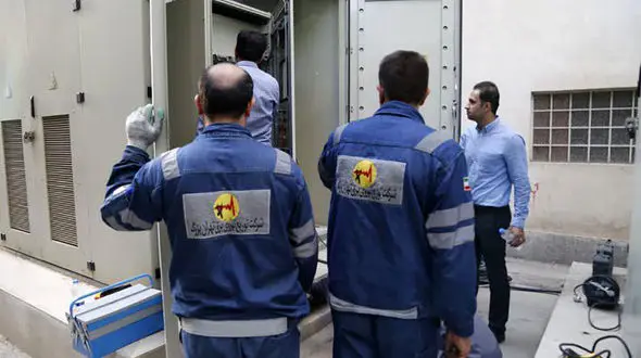  مردم امروز از مراجعه غیرضروری به دفاتر اسناد رسمی و ادارات ثبت خودداری کنند/ آتش سوزی دیشب مشکل ساز شد