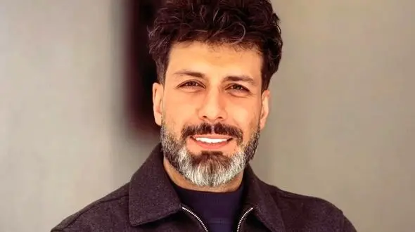 استایل موتور سواری مجید واشقانی مورد توجه قرار گرفت! بازیگری که این روزها مجری شده