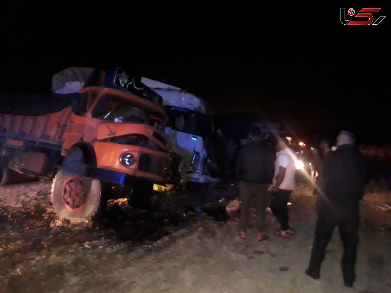 تصادف شدید تریلر و کامیون در کمربندی گچساران