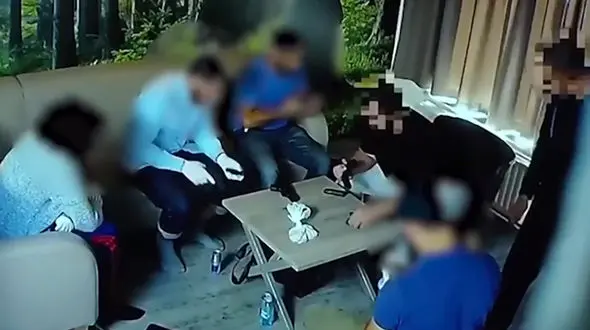 عجیب ترین فیلم منتشر شده از انهدام یک گروه تروریستی / بسیار هیجان انگیز