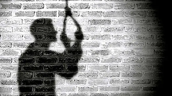 خودکشی تلخ مرد آبادانی در خانه اش / با طناب خودش را حلق آویز کرد