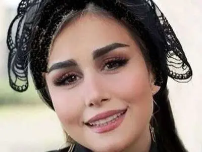 عکس/ ایده خاص از دکور خانه شاهرخ استخری و سپیده بزمی‌پور در بلژیک / چیدمان جذاب با غذاخوری و لوستر اعیانی و خاص