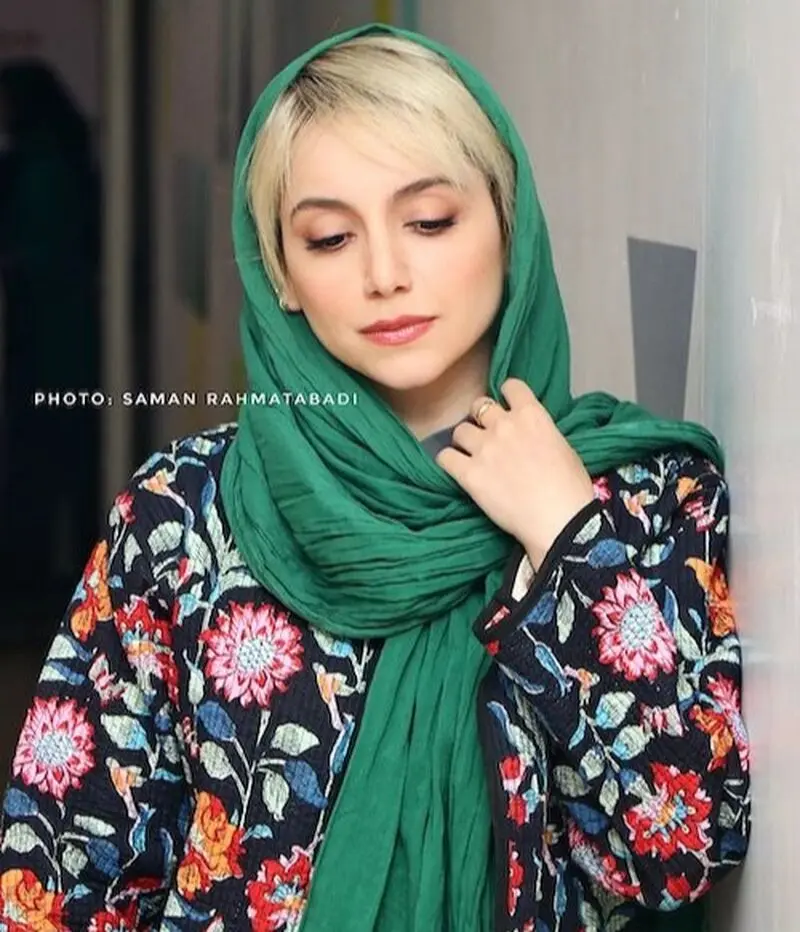نازنین بیاتی