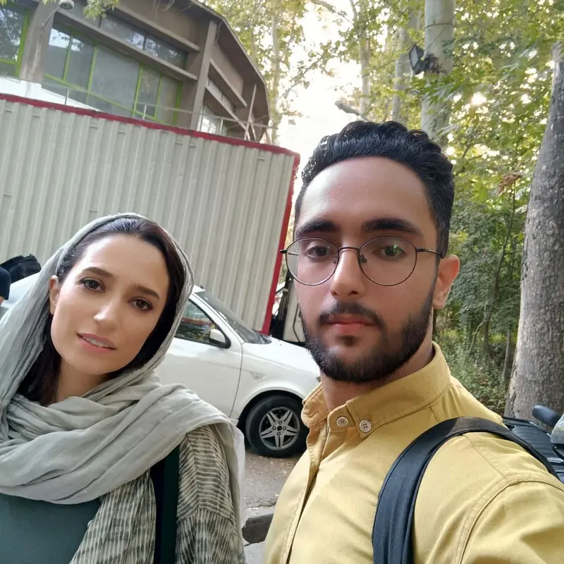 نگار جواهریان