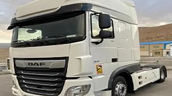 کامیون قاچاق از حرکت باز ایستاد