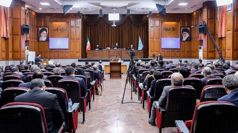 برگزاری اولین جلسه رسیدگی به پرونده چای دبش با ۶۱ متهم / تعدادی از متهمان در جلسه حاضر نشدند