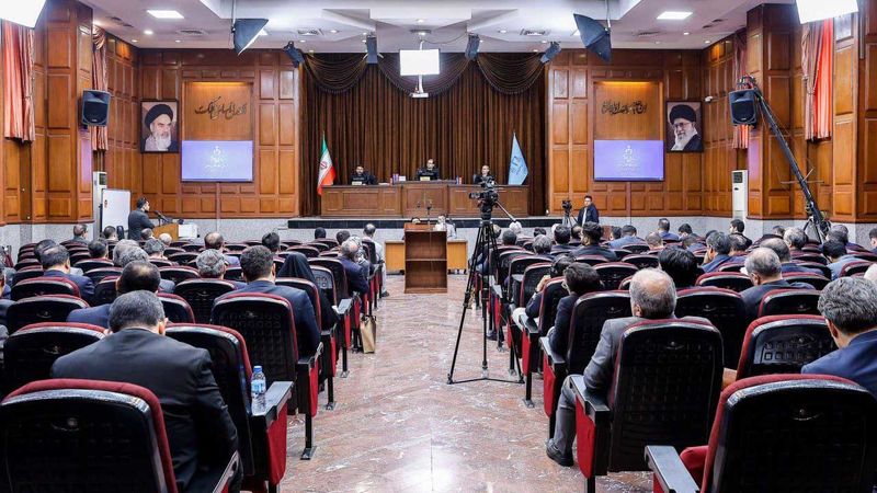 برگزاری اولین جلسه رسیدگی به پرونده چای دبش با ۶۱ متهم / تعدادی از متهمان در جلسه حاضر نشدند