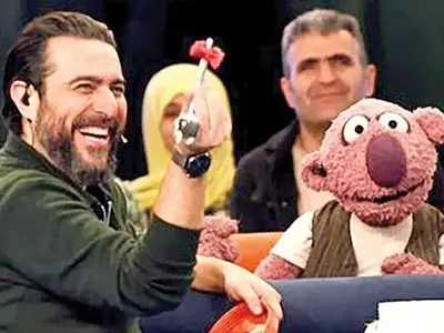 آواز شاد؛ جناب خان سنگ تموم گذاشت واسه نادر سلیمانی مخصوص خوند ذوق ملت نمیخوابه