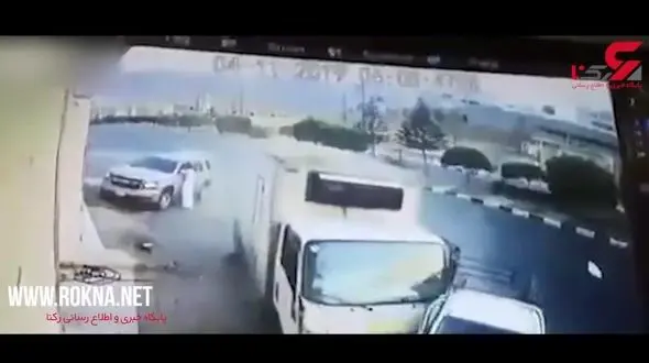 تصادف با خاور به دلیل دور زدن ناشیانه وانت + فیلم 