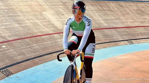 فاطمه هداوند رکابزن طلایی در قزاقستان/ بانوان دوچرخه سوار ایران درخشیدند