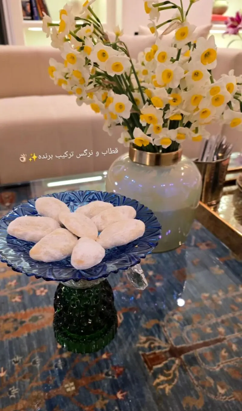 استوری مینا مختاری