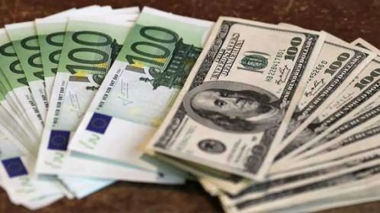 جنجال فخر فروشی با اسکناس های تقلبی / 2 متهم دستگیر شدند