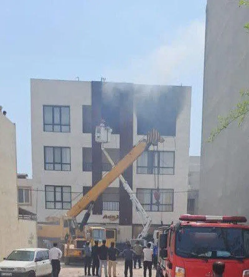 مرگ جگر سوز آتش نشان فداکار در صحنه رزم با آتش 