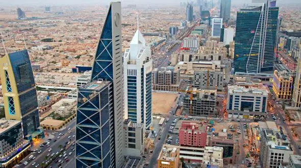 انفجار کاخ الیمامه عربستان در پی شلیک موشک انصارالله + فیلم