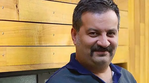 پوشش عجیب غریب دختر قاسم خانی در فرودگاه مهرآباد!+عکس 