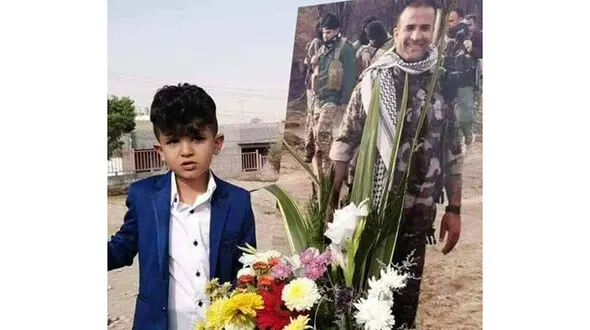 بردیا 5 ساله یک ماه پس از شهادت پدرش توسط داعش دق کرد و پر پر شد+ تصویر پیکر کفن پیچ