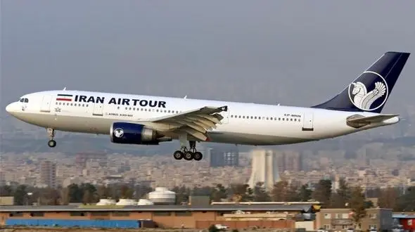 فرودگاه امام به حالت آماده باش در آمد / چرخ هواپیما باز نمی شود