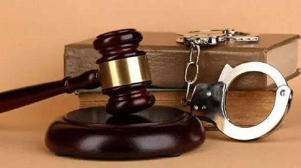 مالک موبایل موسوی آمل و اسپانسر سابق باشگاه استقلال بازداشت شد 