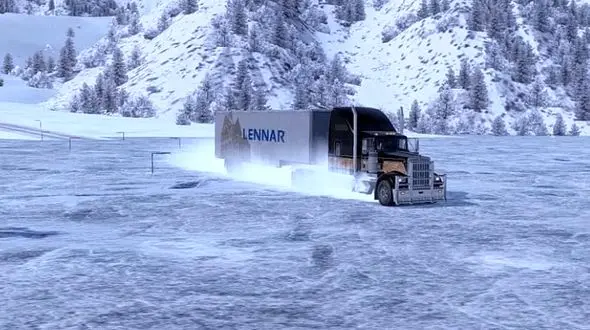 طولانی ترین جاده یخی در کانادا