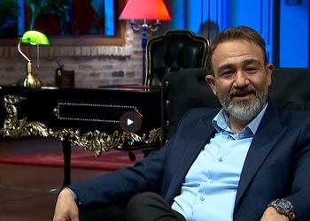 فیلم/ تهدید آقای بازیگر برای مهران غفوریان: عکس داخل استخرت رو منتشر می‌کنم !
