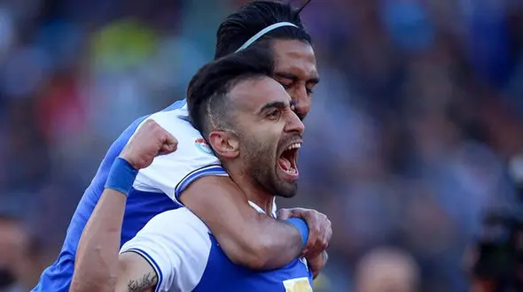 کنایه ارسلان مطهری به مدافع باشگاه پرسپولیس + عکس