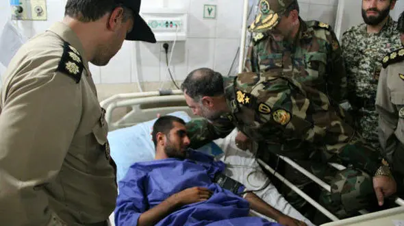 عکس ملاقات از سربازان مجروح حادثه تیراندازی در پادگان آبیک