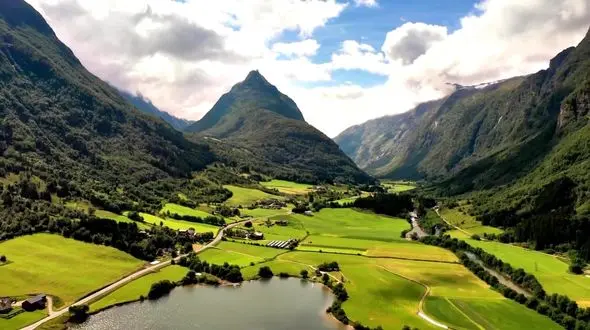 نماهنگ آرامش بخش "اشتیاق پرواز" و تصاویر دیدنی منظره نروژ + فیلم