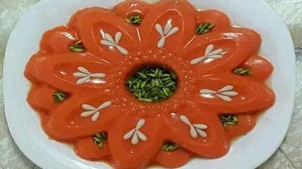 ژله آب هویج دسری برای دورهمی های خانوادگی + دستور تهیه