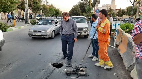 میدان کشاورز دهان باز کرد / فرونشست دوباره در قم + عکس
