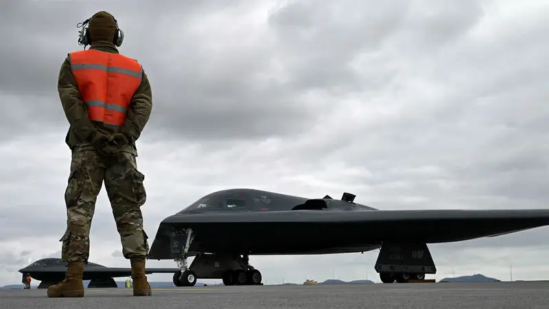 B-2 Spirit - B-2 اسپیریت 