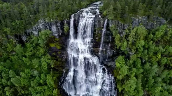 ریلکس کنید / نماهنگ بی کلام آرامش بخش + فیلم 