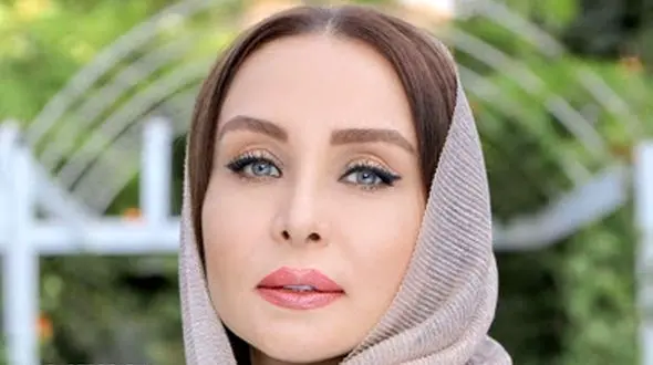 استایل جذاب و شیک آبی رنگ حدیث فولادوند در کنسرت عرشیاس نگاه ها را به خود خیره کرد! 