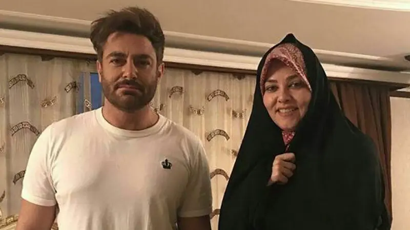 عکس های منشوری از محمدرضا گلزار در کنار دختران جنجالی در پارتی