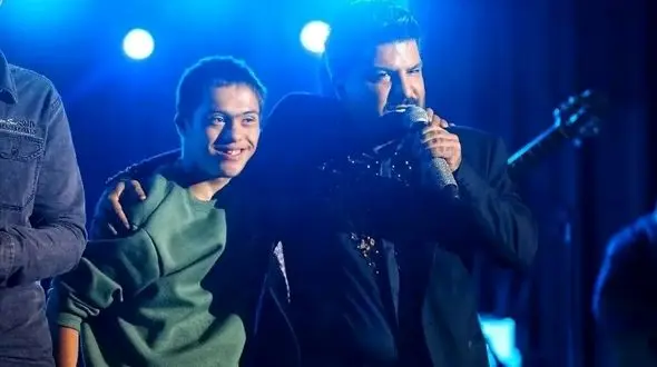 فیلم آواز احساسی / آهنگ ویژه مجید خطراط ها برای سینگل ها که باید گوش بدهید