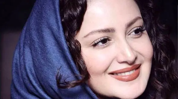 استایل ساده و شیک شیلا خداداد در یک مهمانی در کنار جواد عزتی و همسرش/ وقتی خودشم میدونه سادگی چقدر بهش میاد