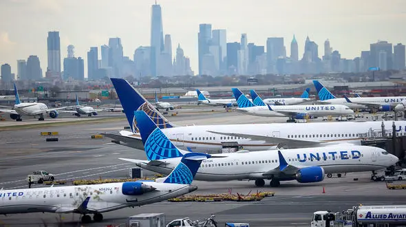 لغو پروازهای خطوط هوایی آمریکا پس از دستورالعمل آژانس هوانوردی برای کاهش ترافیک هوایی