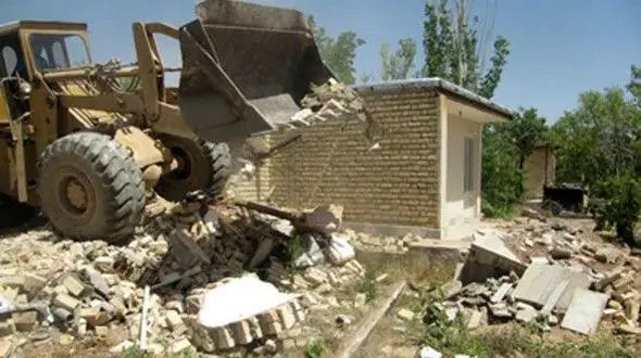 تخریب ۲۰ هکتار ساخت و سازغیر مجاز اراضی کشاورزی در لرستان