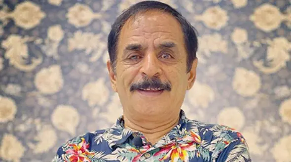 (ویدیو) خاطرات بامزه از خواستگاری رفتن رشید وشعر خوانی خانمش برای او