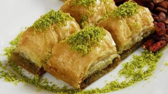 شیرینی مخصوص پذیرایی از مهمانان نوروزی را در خانه بپزید + دستور پخت