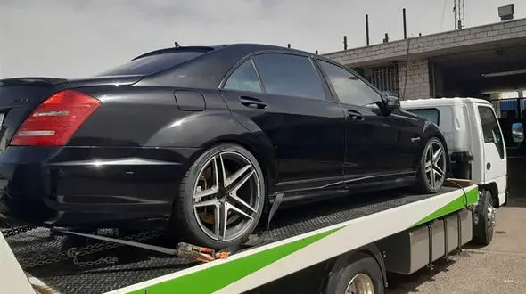 کشف بنز 40 میلیاردی در فیروزکوه / صاحب خودروی لوکس کیست؟