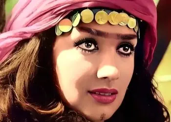 عکس سفر به ایام قدیم | «آرام» بازیگر قبل انقلاب در 62 سالگی داخل ایران /  سال 1394و تغییر چهره اش