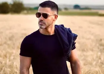 دانلود آهنگ سیروان خسروی  / آواز محبوب درست نمیشم